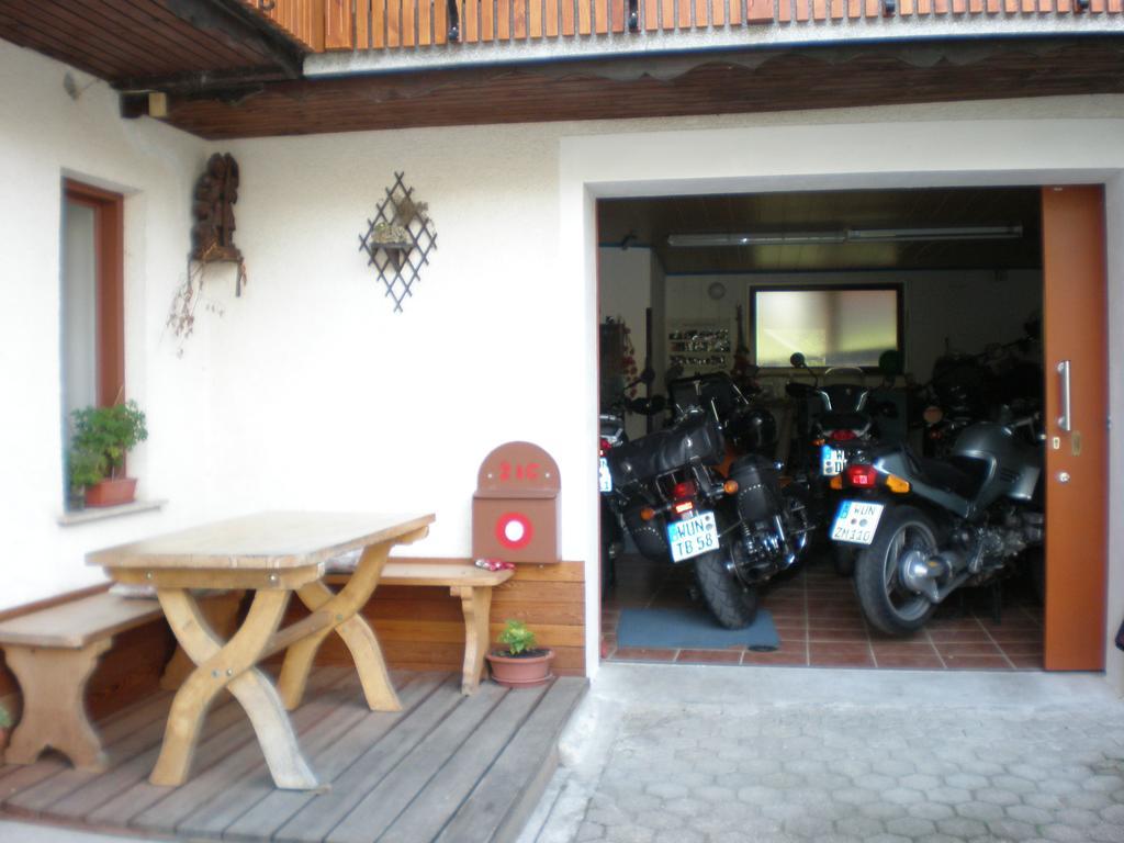 Apartments Pri Bostjanovcu Gorenja Vas  Exterior photo